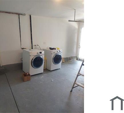 4th image of 151 Wyandotte Ave #B