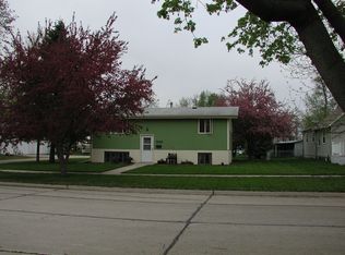 540 W 5th St, Garner, IA 50438