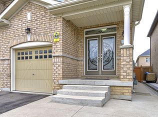 13 Ebury Dr, Brampton, ON L6X0Z3