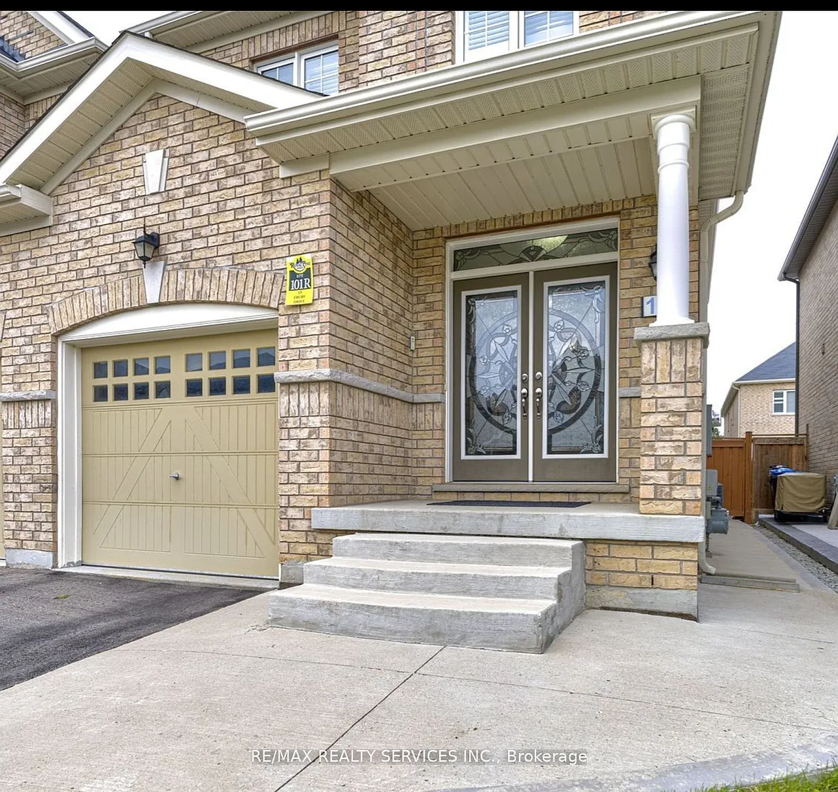 13 Ebury Dr photo 1