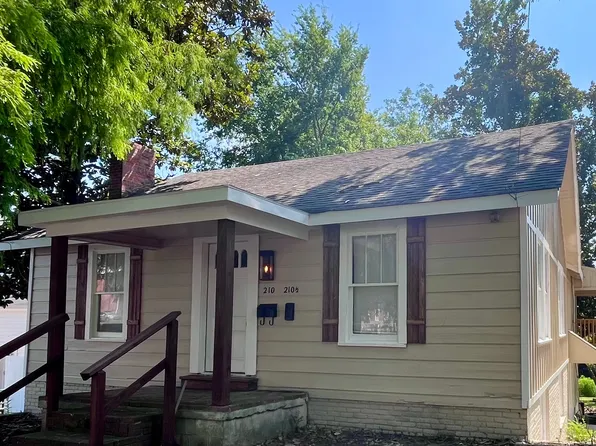 210 8th St N #2, Columbus, MS 39701