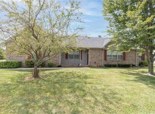 4975 W Stonehaven Ln, New Palestine, IN