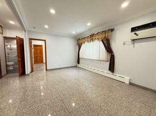 66-18 75th St #1-F, Middle Village, NY 11379