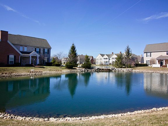 3rd image of 4223 Bradhurst Dr #16-422