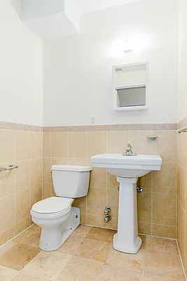 Rented by Bah Realty Group LLC | media 14