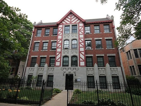 5th image of 2420 N Kedzie Blvd APT 303