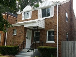 2106 E 73rd St, Chicago, IL 60649