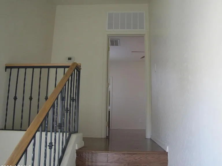 975 W Wendy Way — Photo 6