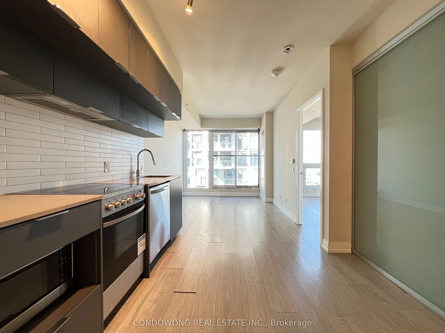 2 bed, $2,200 — Photo 3