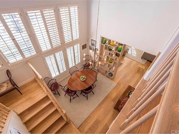 4th image of 1080 Mountain Oak Pl