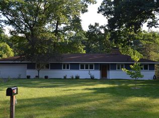 181 Harper Creek Dr, Battle Creek, MI 49014