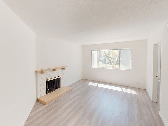 2nd image of 3124 La Puente Rd
