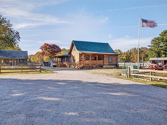 2nd image of 2820 Bunch Walnuts Rd