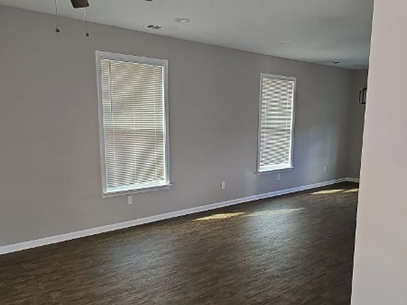 4th image of 200 Wrightsburg Way