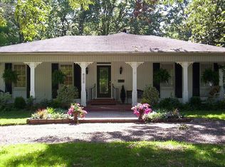 904 Hickory St, Crossett, AR 71635