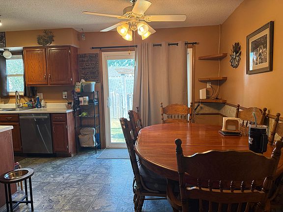 4th image of 11517 W Jewell Ct