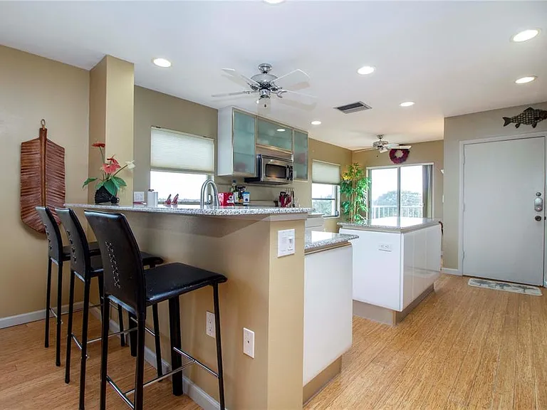 8625 Midnight Pass Rd #B508 — Photo 17