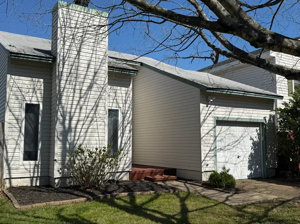 1729 Dylan Dr, Virginia Beach, VA 23464