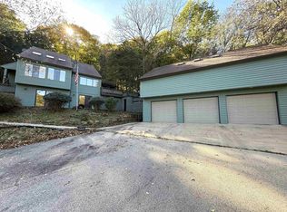 1 Jonquil Ct, Galena, IL 61036