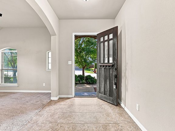 2nd image of 255 Archer Way