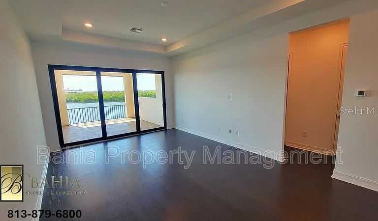 1074 Seagrape Dr — Photo 28