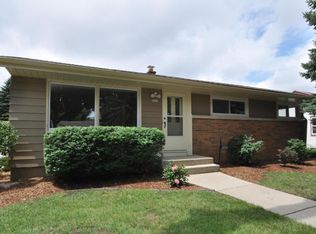 4229 N 88th St, Milwaukee, WI 53222