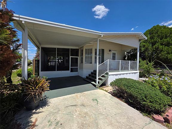 4th image of 37251 LOIS AVENUE
