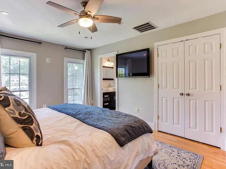 5407 Helm Ct — Photo 20