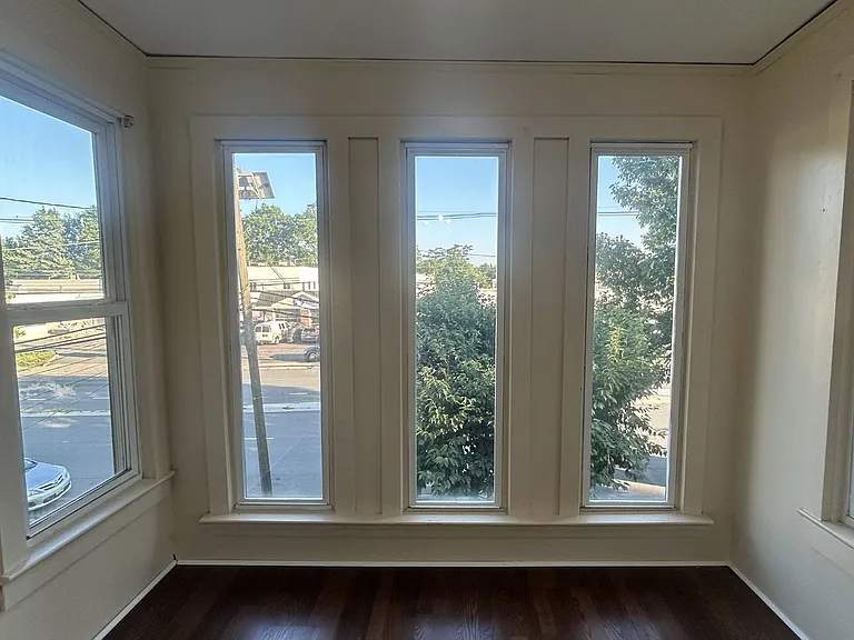 455 E Westfield Ave — Photo 2
