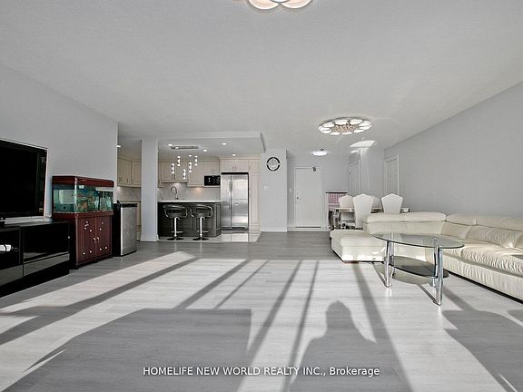 4th image of 75 Bamburgh Cir #2117