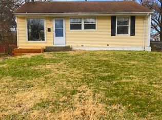 10319 Galloway Dr, Saint Louis, MO 63137