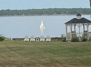 327 Lower Flying Point Rd UNIT 2, Freeport, ME 04032