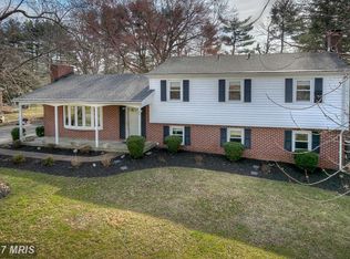 48 Club View Ln, Phoenix, MD 21131