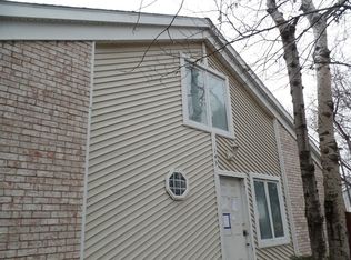 145 Somerset Ln, Bolingbrook, IL 60440
