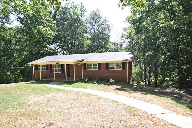 1st image of 401 Beechwood Cir