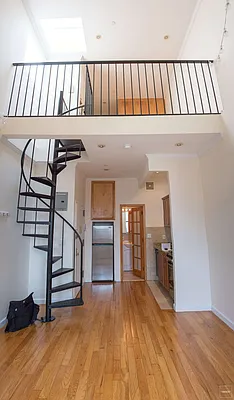 Rented by Christie's International Real Estate Group, LLC | media 2