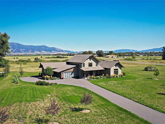 2nd image of 440 Riparian Way