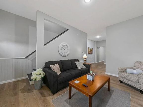 5th image of 3005 Magnolia Ave
