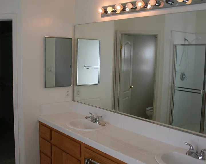 11917 Roaring River Ave — Photo 9