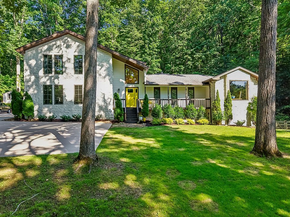 1st image of 9033 Old Charlotte Pike
