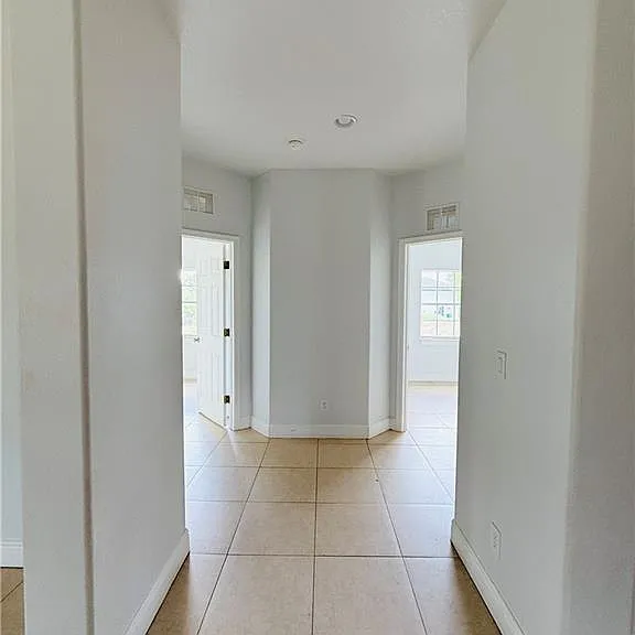 3465 Everglades Blvd N — Photo 11