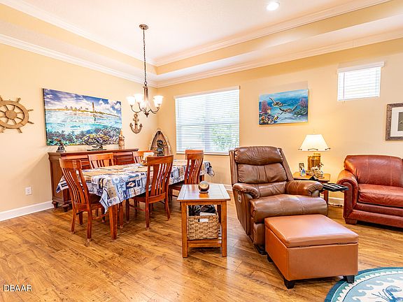 4th image of 176 Margaritaville Ave