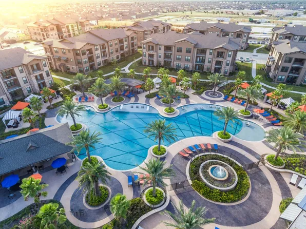 The Commons at Hollyhock