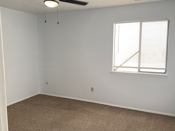 4th image of 12911 Kachina Pl NE APT B