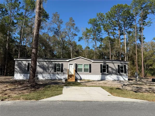 10055 W Ohio Dr, Crystal River, FL 34428