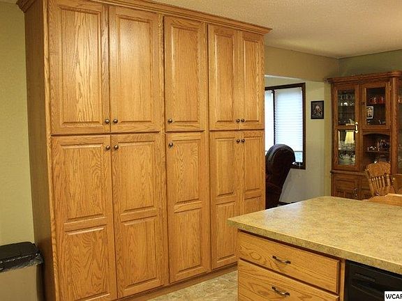 4th image of 109 Beachwood Ln