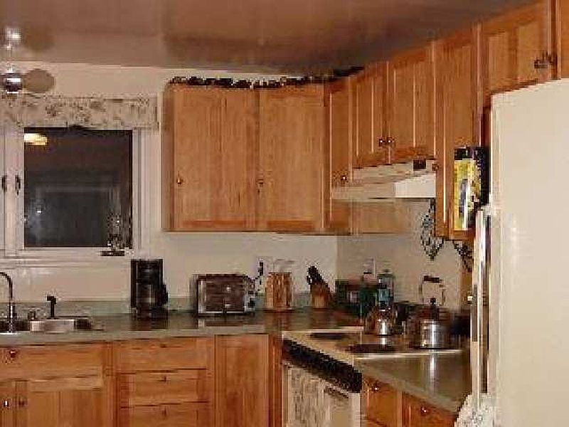 3rd image of 105 CORTLAND Drive