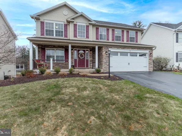 118 Glenndale Dr, Port Matilda, PA 16870