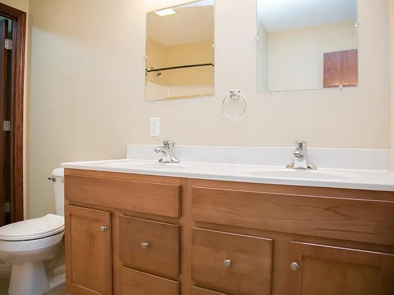 6302 Pawnee Ln — Photo 8