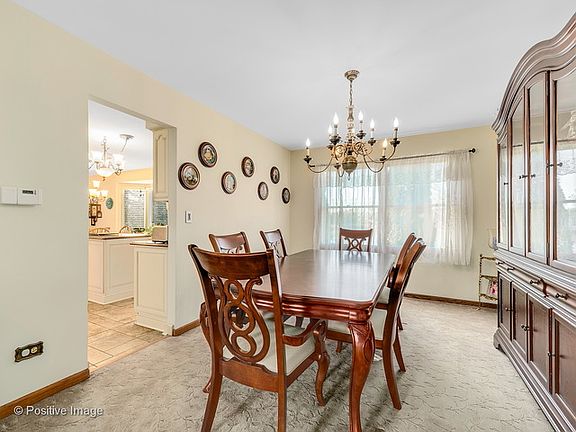 5th image of 824 Provincetown Dr